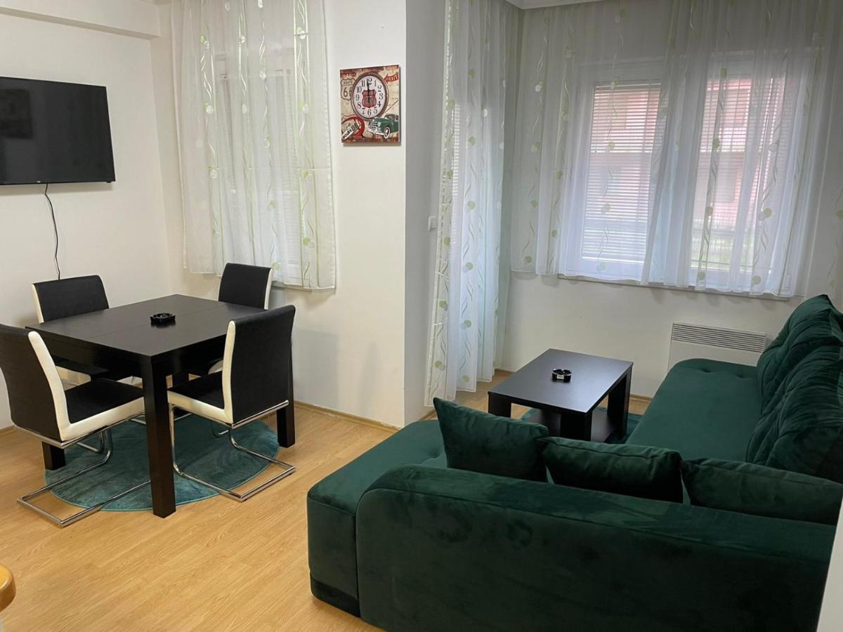Simikic Z Apartment Bijeljina Luaran gambar